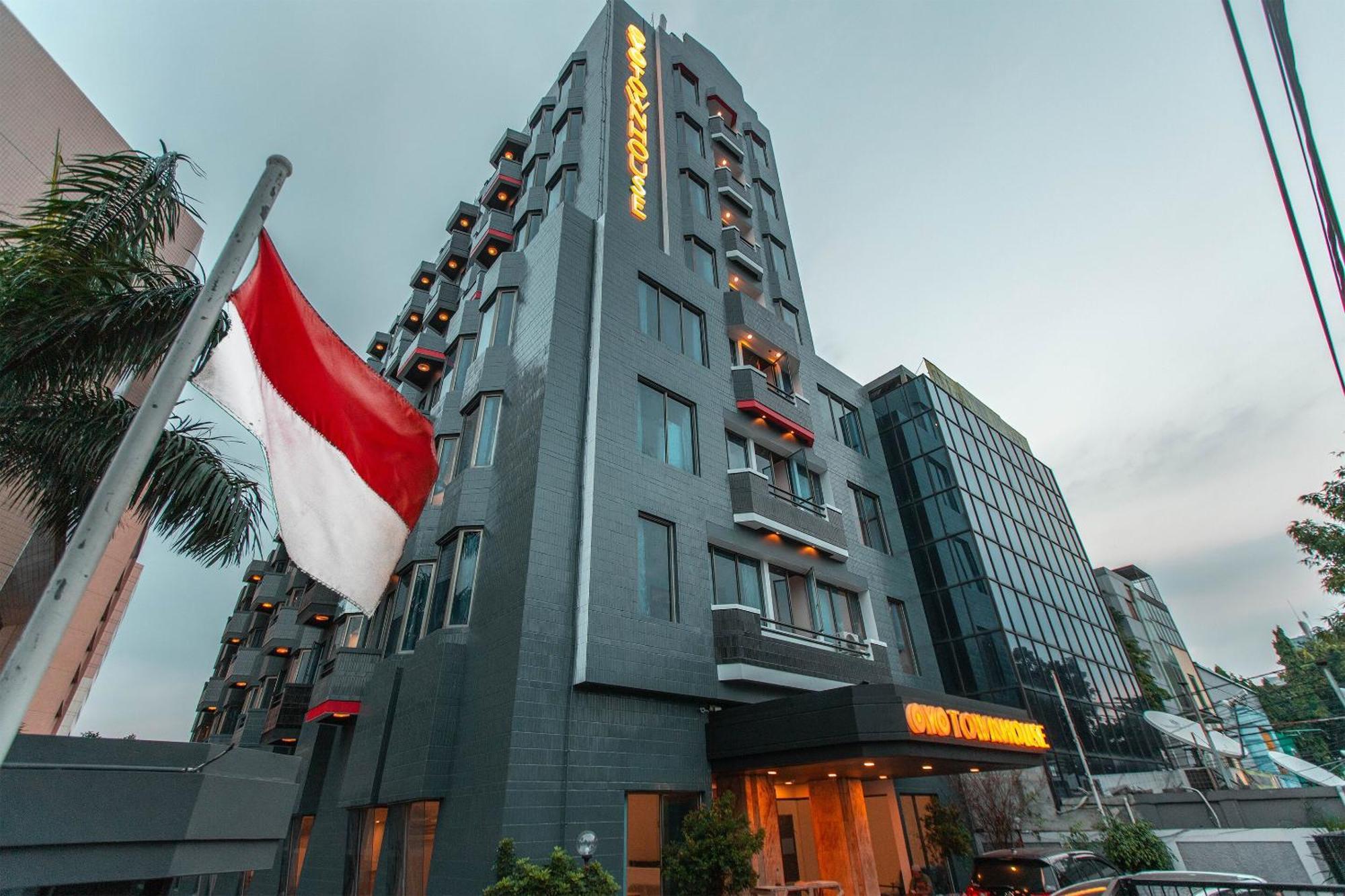 Super Oyo Townhouse 1 Hotel Salemba Jakarta Eksteriør billede
