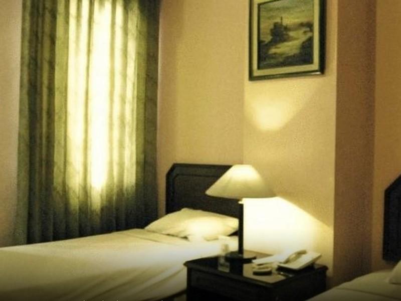 Super Oyo Townhouse 1 Hotel Salemba Jakarta Eksteriør billede